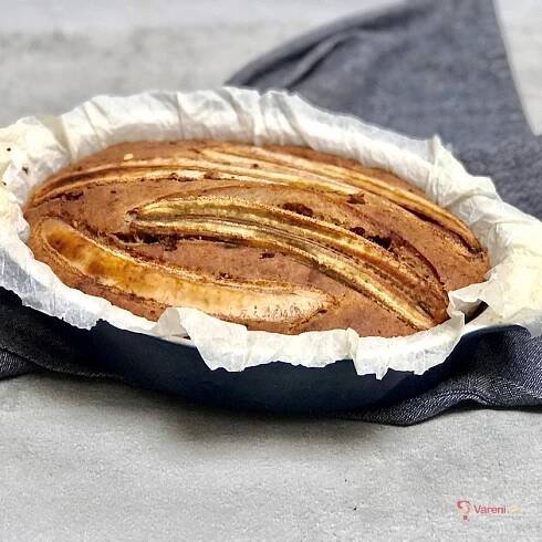 Veganský banánový chlebíček s čokoládou