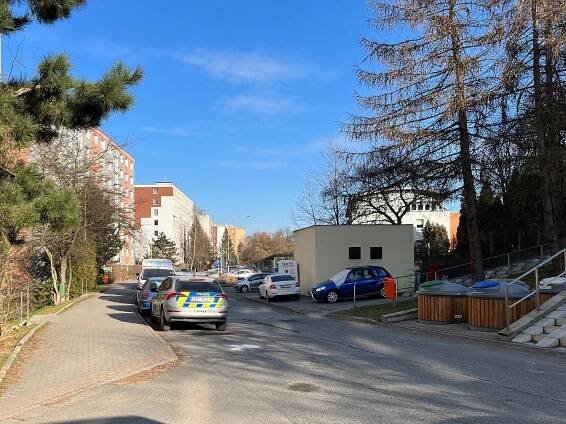 Dvě vraždy a sebevražda. Valašské Meziříčí postihla rodinná tragédie