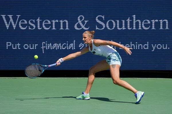 Plíšková v Cincinnati vyřadila Venus Williamsovou, Bouzková přešla přes Gauffovou