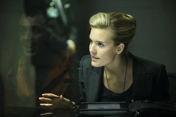Útěk z MS-1 - Z filmu - Maggie Grace
