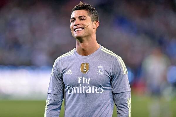 Cristiano Ronaldo buying loft in Trump Tower