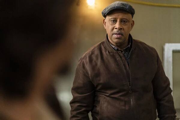 East New York - 10-13 - Z filmu - Ruben Santiago-Hudson