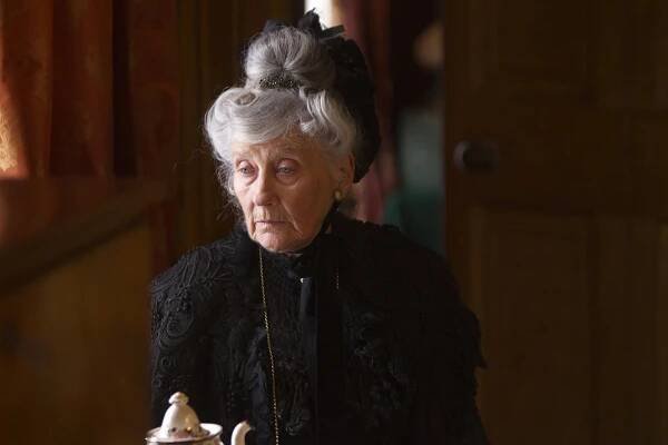 Phyllida Law - Albert Nobbs - Z filmu