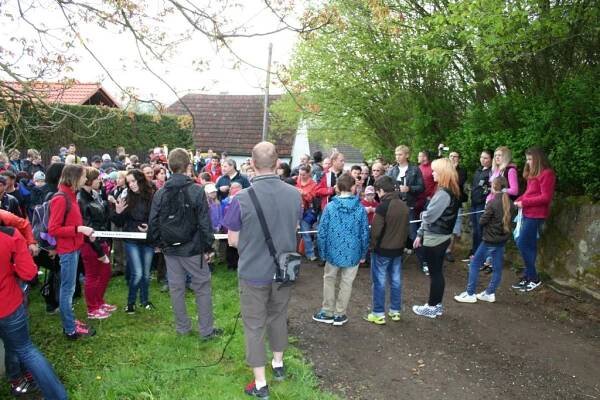 26.4.2014 - Slavnostní otevření rozhledny Špulka - Oficiální stránky obce Chotýšany