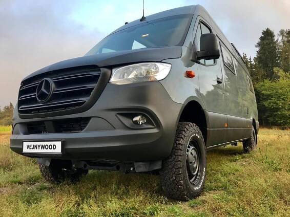 VESTAVBA MERCEDES SPRINTER L3H2 4×4 - VejnyWood