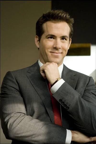 Ryan Reynolds - Ryan Rodney Reynolds je americký herec s kanadským původem. Hrává převážně v (romant - Story