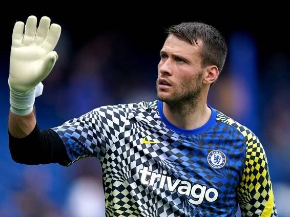Manchester City sign Chelsea goalkeeper Marcus Bettinelli