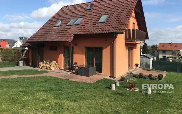 Rodinné domy, Na Žlábku, Světice, 113 m²