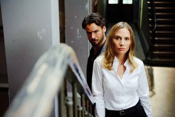 Wolff - Kampf im Revier - Z filmu - Stephan Luca, Nadeshda Brennicke