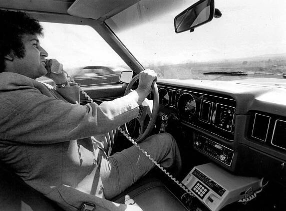 SEP 16 1983, SEP 18 1983; Bob Maxwell, general manager of Englewood-based Mobile Telephone of Colora