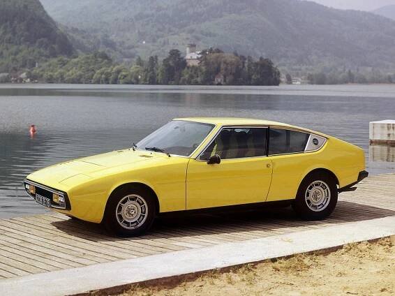 Matra-Simca Bagheera (1973-1980): Originálnímu kupátku pro tři bylo padesát