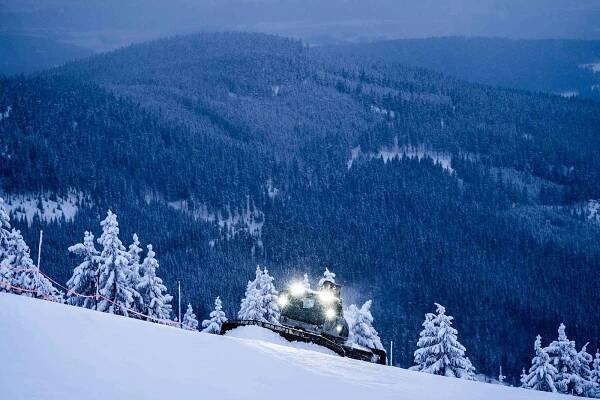 Nahoru Resort Rokytnice: Březen plný zážitků a lyžování zdarma pro děti