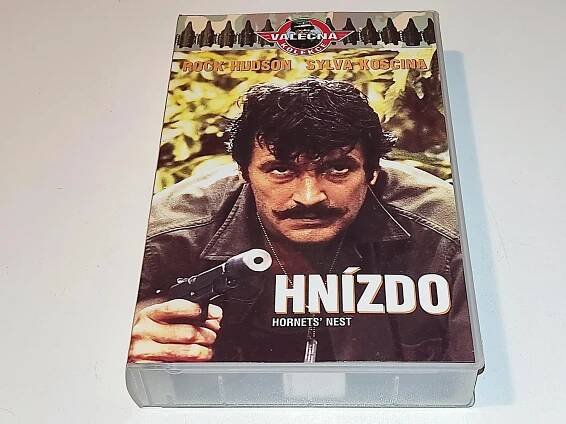 HNÍZDO : ROCK HUDSON - SYLVA KOSCINA / VHS