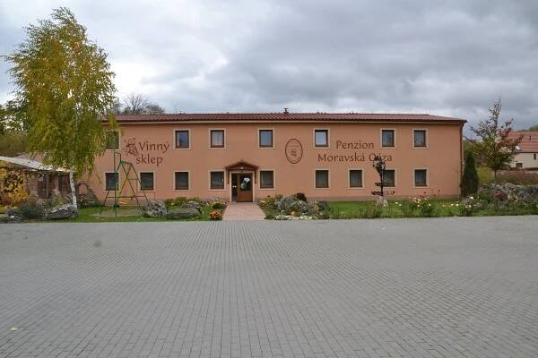 PENSION A VINNY SKLEP MORAVSKA OAZA - Prices & Lodge Reviews (Valtice, Czech Republic)