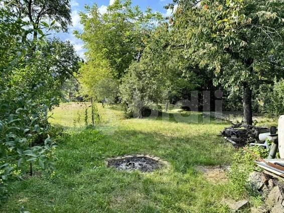 Foto inzerátu Prodej zahrady 1050m2, Brno Bystrc s chatou