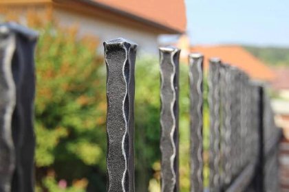 Typy zakončení kovaného plotu - estetické řešení | LAMARK - LAMARK