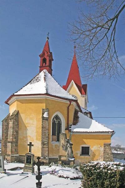 Soubor:Kostel Všech Svatých ve Stojicích.jpg – Wikipedie