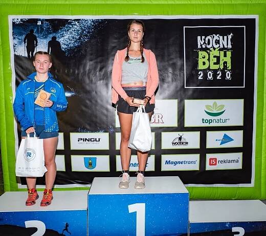 Noční běh v Holešově vyhráli Ondřej Velička a Martina Novotná