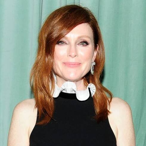 5 Things Julianne Moore Does to Make 60 Look Like 30