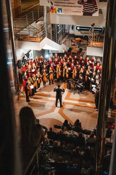Pěvecký sbor Concert Chorale z Univerzity ve Findlay hostem Hudební katedry PdF UHK - Univerzita Hradec Králové