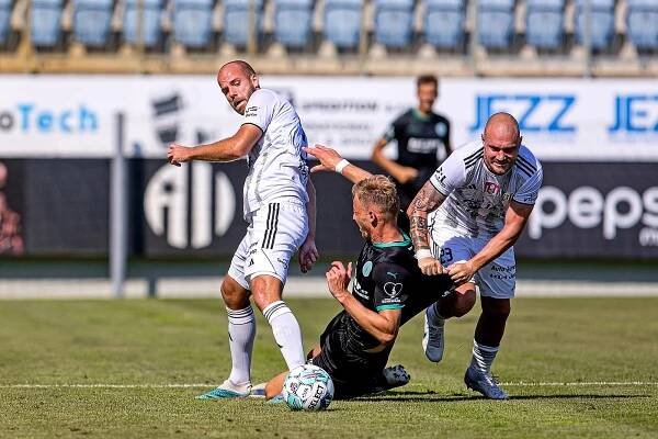 Chceme hrát první ligu na všech frontách, hlásí marketingové oddělení Dynama