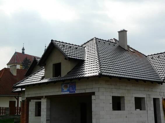 Roofman - Střechy a stavby na klíč| Střecha novostavby RD Dub nad Moravou, Tondach Stodo