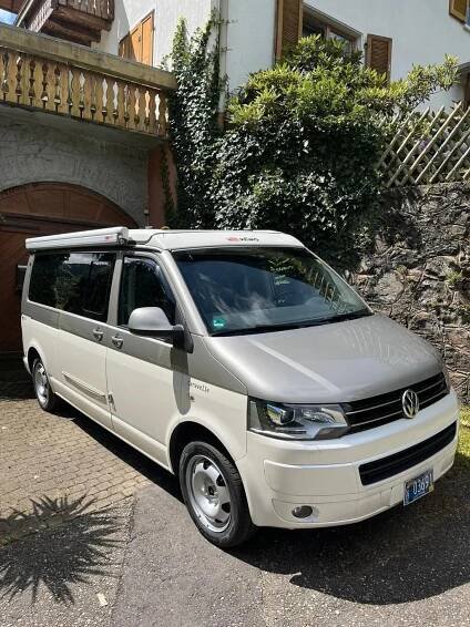 Volkswagen T5 Caravelle - Volkswagen T5 Caravelle aus 2013