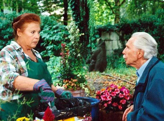 In aller Freundschaft - Isoliert - Z filmu - Ursula Karusseit, Fred Delmare
