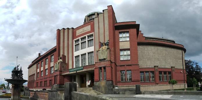 Archiweb - Hradecké muzeum po opravě za 100 mil. Kč otevře 1. listopadu