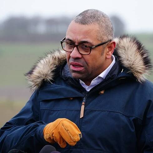 Cleverly asks Bryant to withdraw ‘Chinese stooge’ claim amid row over Beijing