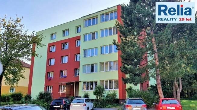 Cihlový byt 3+1 se 3 zasklenými lodžiemi, 79 m2 - Pardubice (Dukla)
