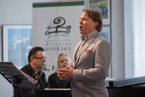 1. 5. 2023 – Aleš Briscein – Benefiční koncert pro vilu Rusalku