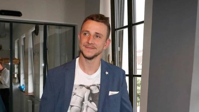 Štáfek: Úplně se zhrozím, když mě v zahraničí poznají Češi. Co řekl o chystané svatbě?