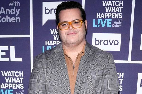 Josh Gad received some bad news on his wedding night