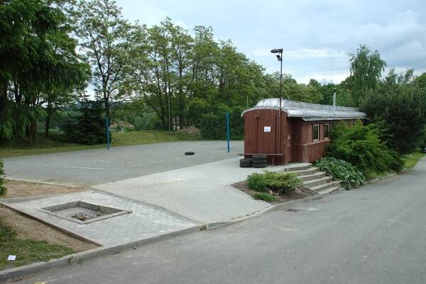 Soubor:Líšno, hřiště.jpg