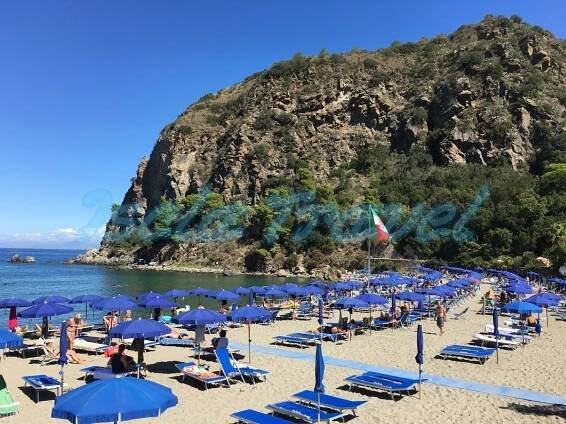 Negombo thermal park in Ischia