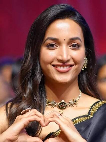 Srinidhi Shetty’s jaw-dropping pictures