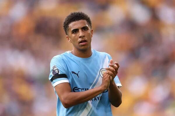 Manchester City’s Rico Lewis ‘never imagined playing at another club’ amid Nottingham Forest interest