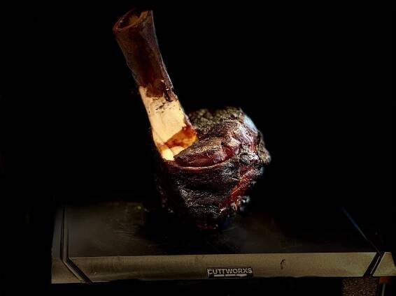 Beef Hammer vom Grill