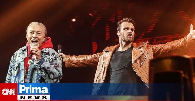 VIDEO: Mareš dojal písní pro Gotta celé Česko. Byl jste naše slunce, svítíte nám dál, zazpíval