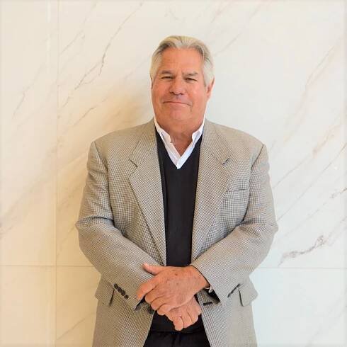 Larry Gates