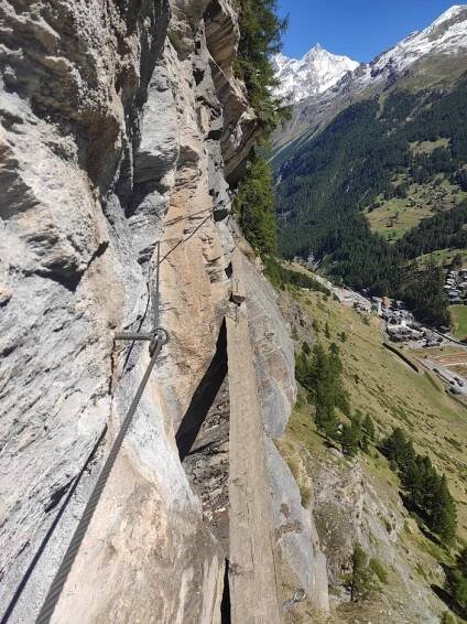 Schweifinen Klettersteig Zermatt – route A a B – Lezení mě baví