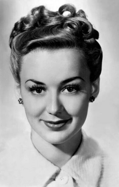 Anne Shirley, 1930