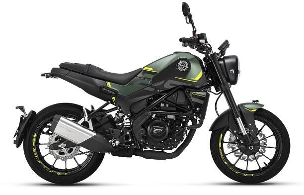 Benelli Leoncino 250 červená