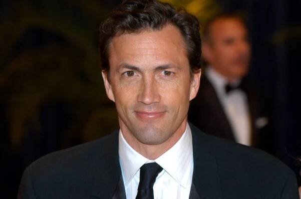 Andrew Shue