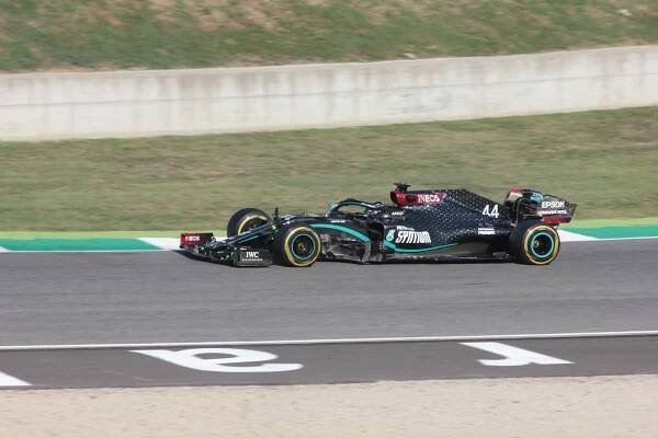 Soubor:Lewis Hamilton 2020 Tuscan Grand Prix - race day.jpg – Wikipedie