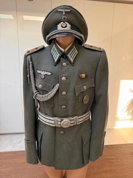 Německa dustojnicka uniforma wehrmacht