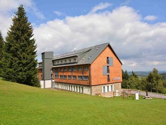 SLUŽBY, AKTIVITY | HOTEL CHURÁŇOV | UBYTOVÁNÍ ŠUMAVA