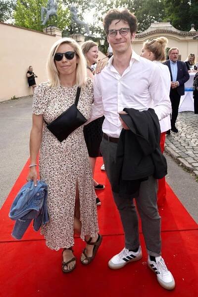 Eva a Marek Adamczykovi jsou rodiči! Podívejte se na první foto šťastné rodiny