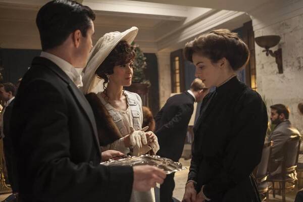 Pan Selfridge - Epizoda 9 - Z filmu - Katherine Kelly, Aisling Loftus